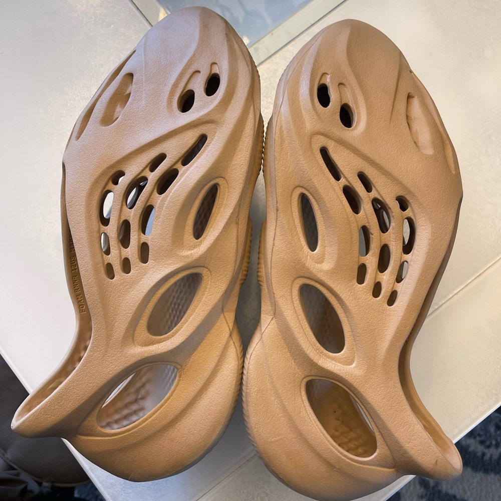 Yeezy Foam RNNER - Ochre